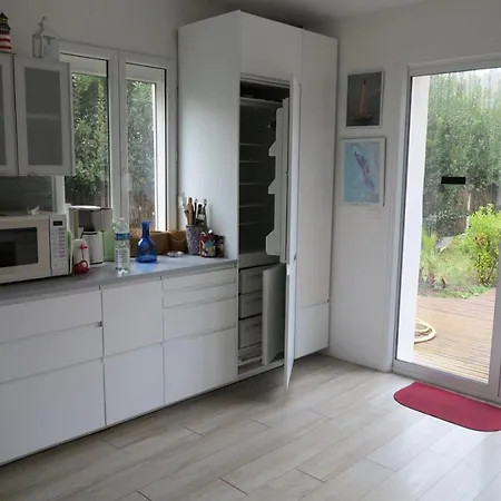 Villa Résidence 004-soulac Sur - 004 - Détente Et Repos Dans Cette Maison à 2 Pas De L'océan Mae-6141